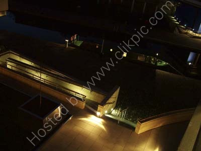 Edinburgh by night (1)